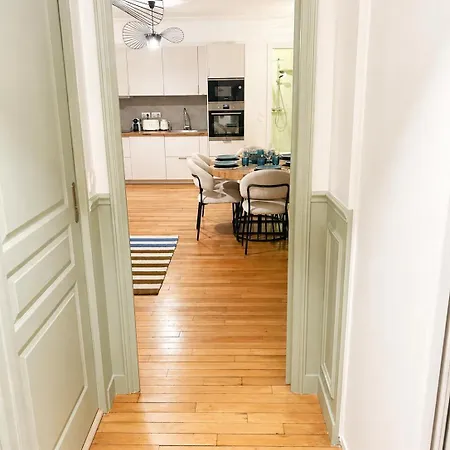 Apartman Quiet And Bright Apartment, 17, Medium-term Stays, Thirty Nights Or *