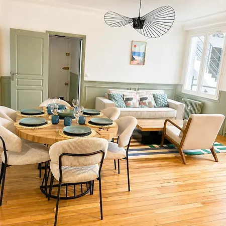 Quiet And Bright Apartment, 17, Medium-term Stays, Thirty Nights Or Apartman *