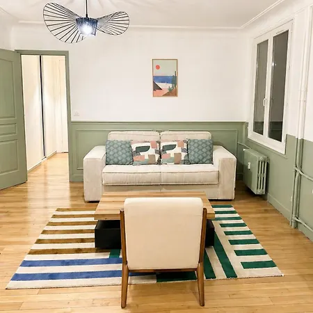 Quiet And Bright Apartment, 17, Medium-term Stays, Thirty Nights Or Apartment